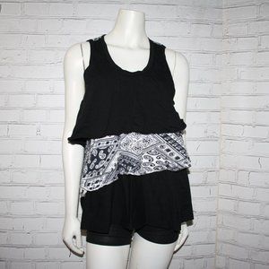 ⚪⚫🎀 Take Two Ruffle Blouse · White & Black · L